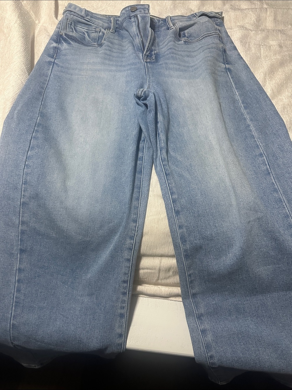 Women's Light Blue Straight-Leg Jeans — Classic Everyday Fit risen jeans
